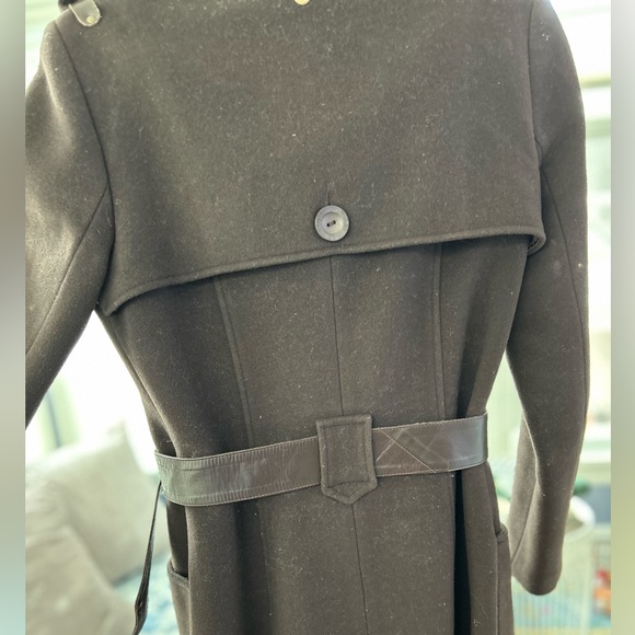 Mackage Wool Tench coat. Fabulously tailored and gorgeous on the bod. - Picture 9 of 11